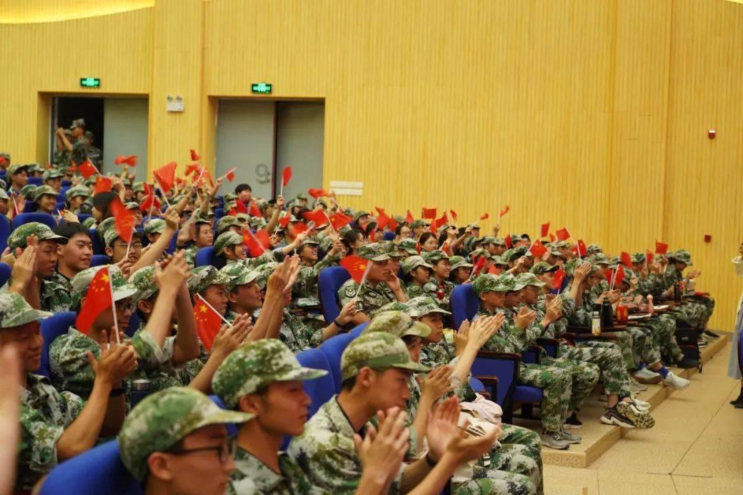 共青团积石山县委开展返家乡大学生志愿服务活动